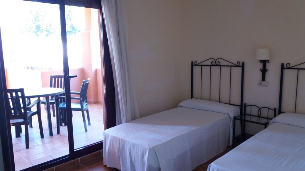 Royal Suites Marbella เบนาบีส ภายนอก รูปภาพ