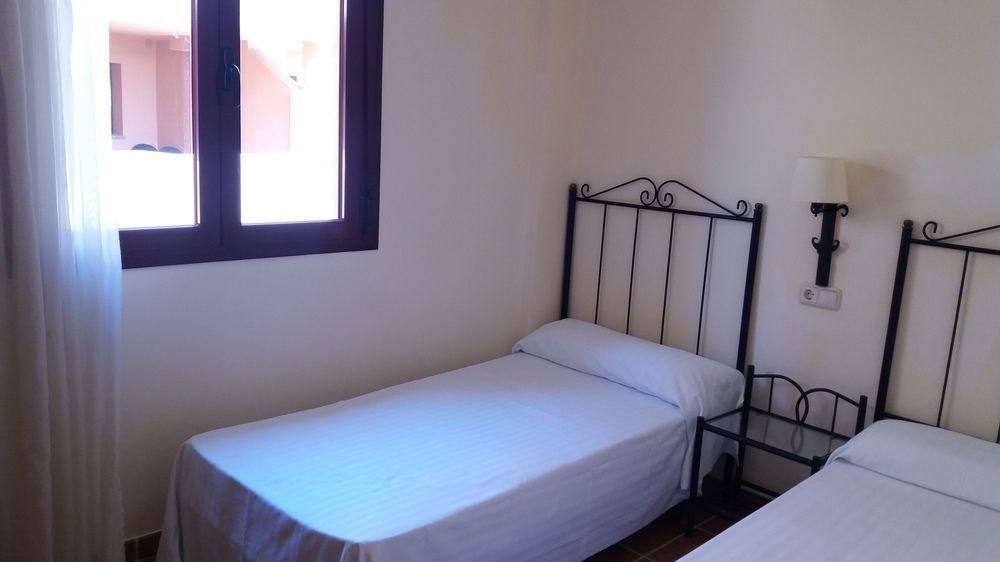 Royal Suites Marbella เบนาบีส ภายนอก รูปภาพ
